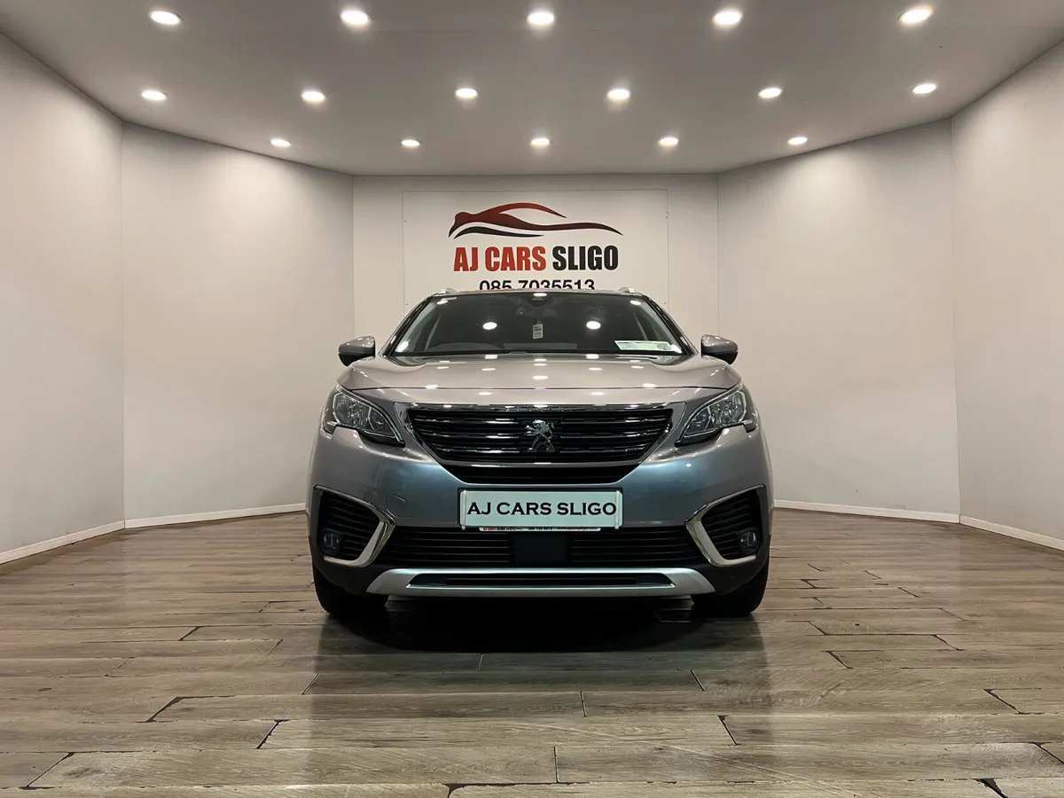 LOVELY PEUGEOT 5008 ALLURE 1.5HDI 2020  7 Seater • - Image 3