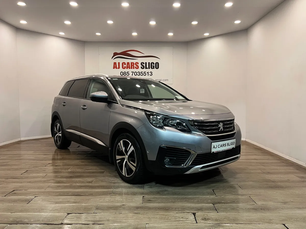 LOVELY PEUGEOT 5008 ALLURE 1.5HDI 2020  7 Seater • - Image 2
