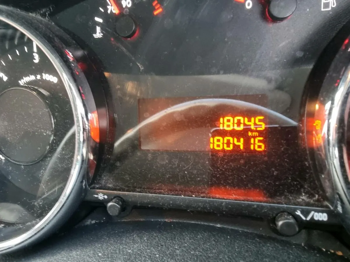 Peugeot 3008 - Image 3