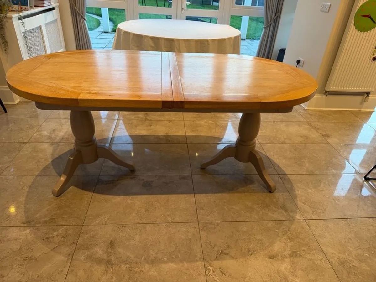 Solid wood Dining table - Image 1