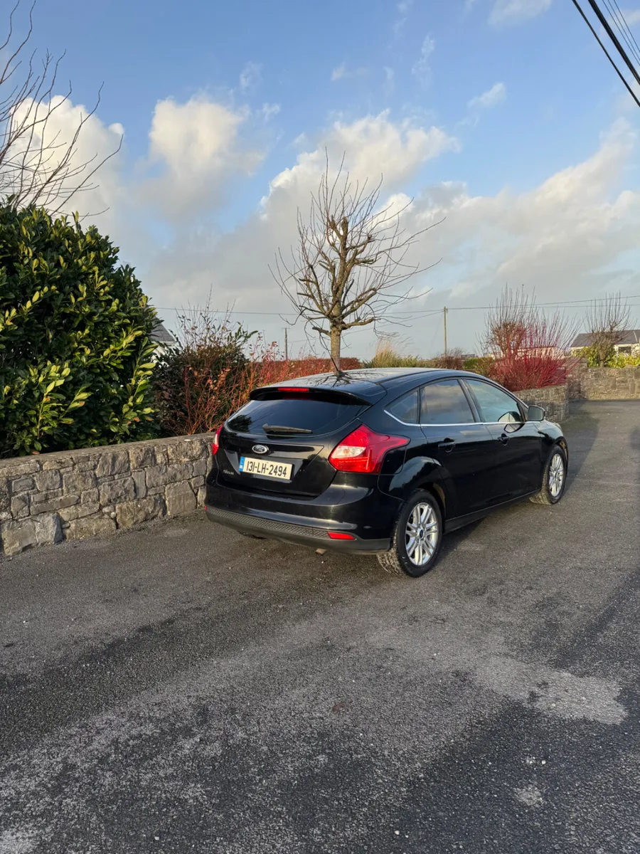 Ford Focus 2013 . 1.6 PETROL - Image 3