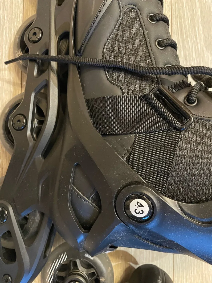 Roller blades 43 (size 9 adult) - Image 3