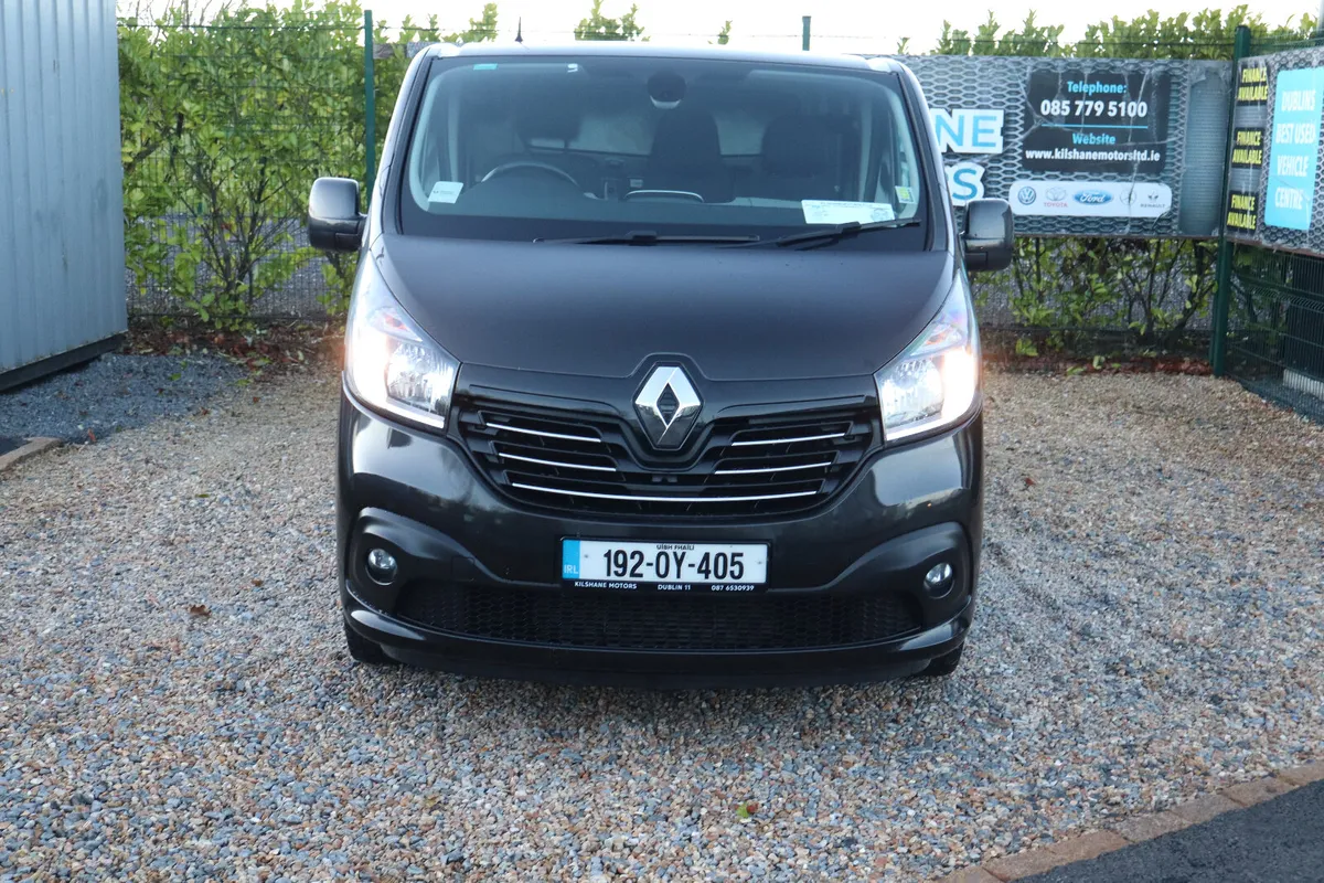 2019 RENAULT TRAFFIC LWB SPORT - Image 2