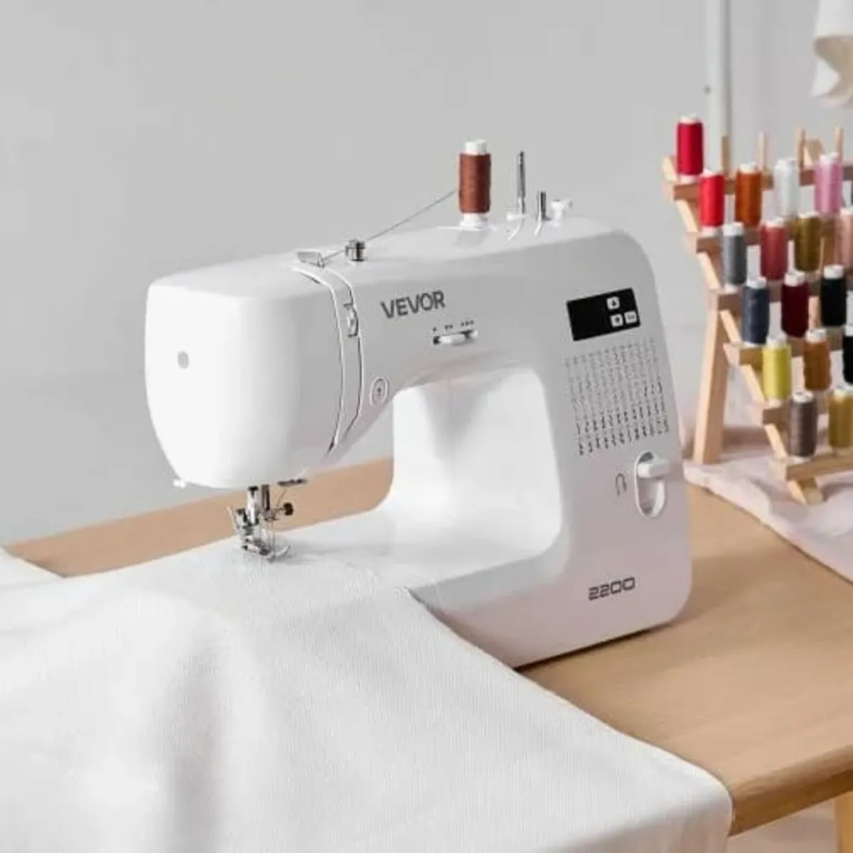 Sewing Machine, 60 Stitch Applications, with LED S - Image 4
