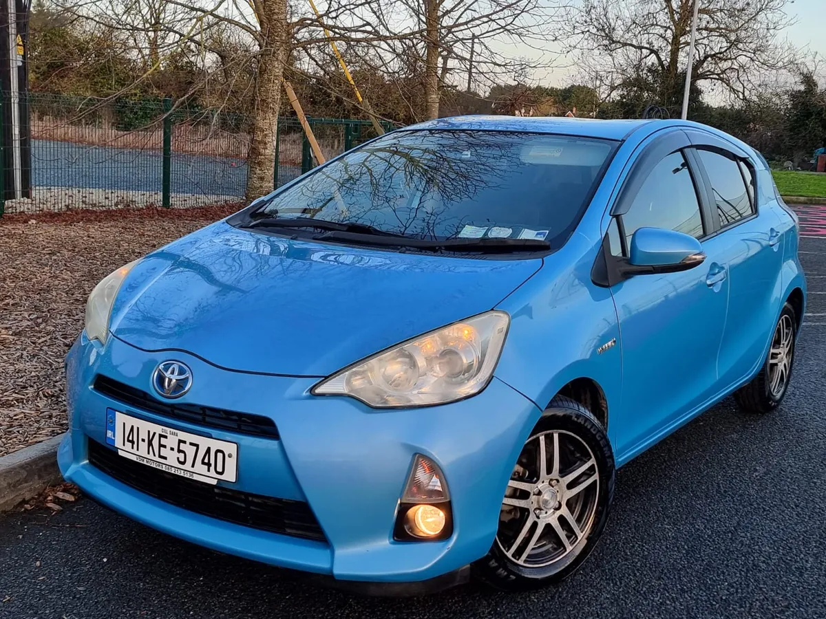 2014 TOYOTA AQUA HYBRID AUTO NCT&TAX €5,990 - Image 1
