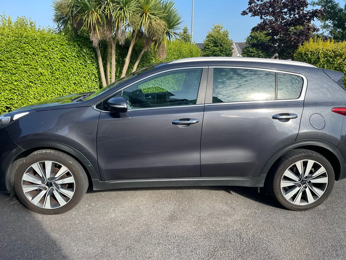 Kia Sportage GSE (Highest Spec) - Image 4