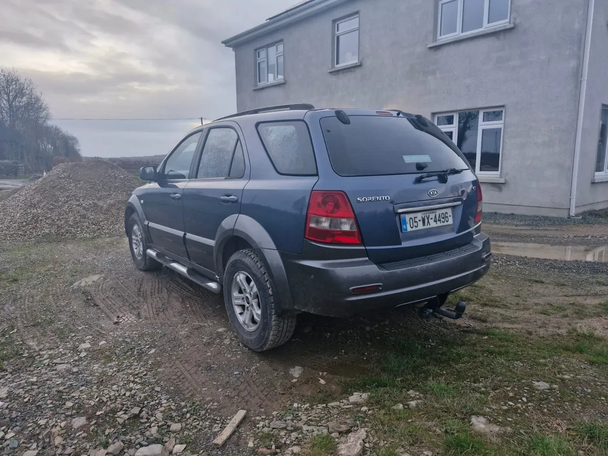 Kia Sorento - Image 4