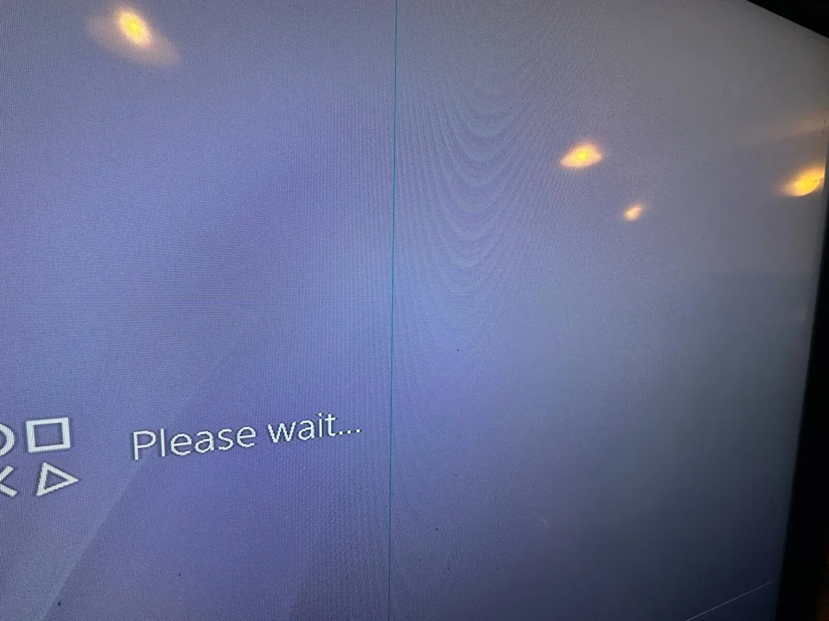 TV Samsung LE32C530F1W - 32" LCD TV - Image 3