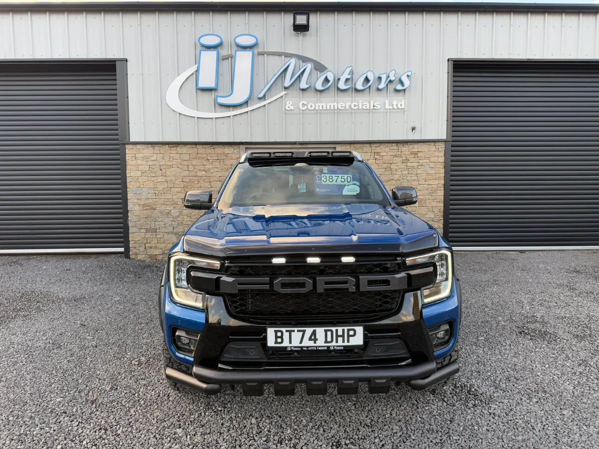 '24 FORD RANGER 2 LITRE BI-TURBO WILDTRAK 205BHP - Image 2