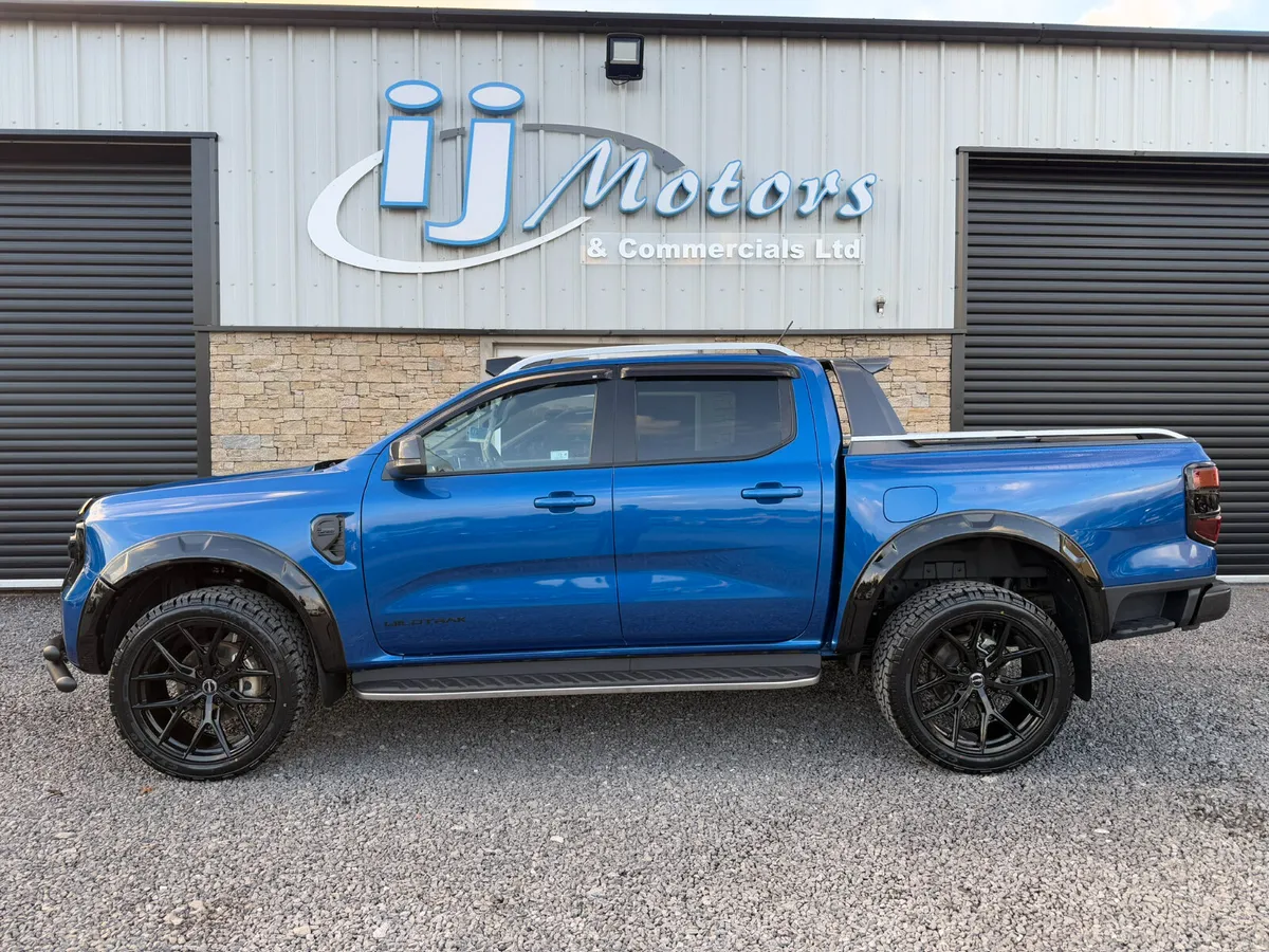 '24 FORD RANGER 2 LITRE BI-TURBO WILDTRAK 205BHP - Image 4