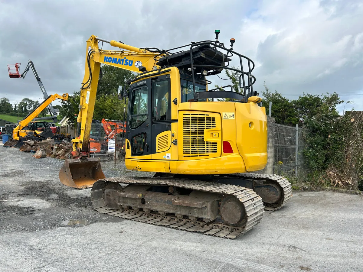 Komatsu PC138US-11 with extra counterweight - Image 2
