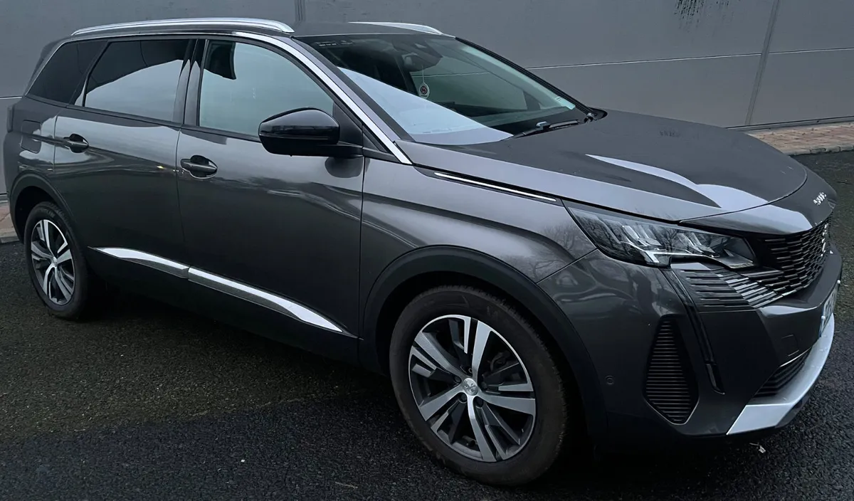 Peugeot 5008 1.5 Bluehdi 130bhp Allure - Image 1