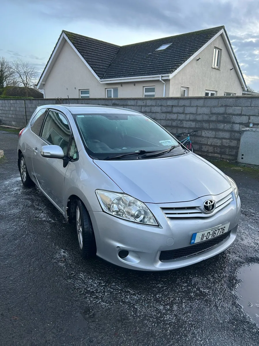 Toyota auris - Image 1