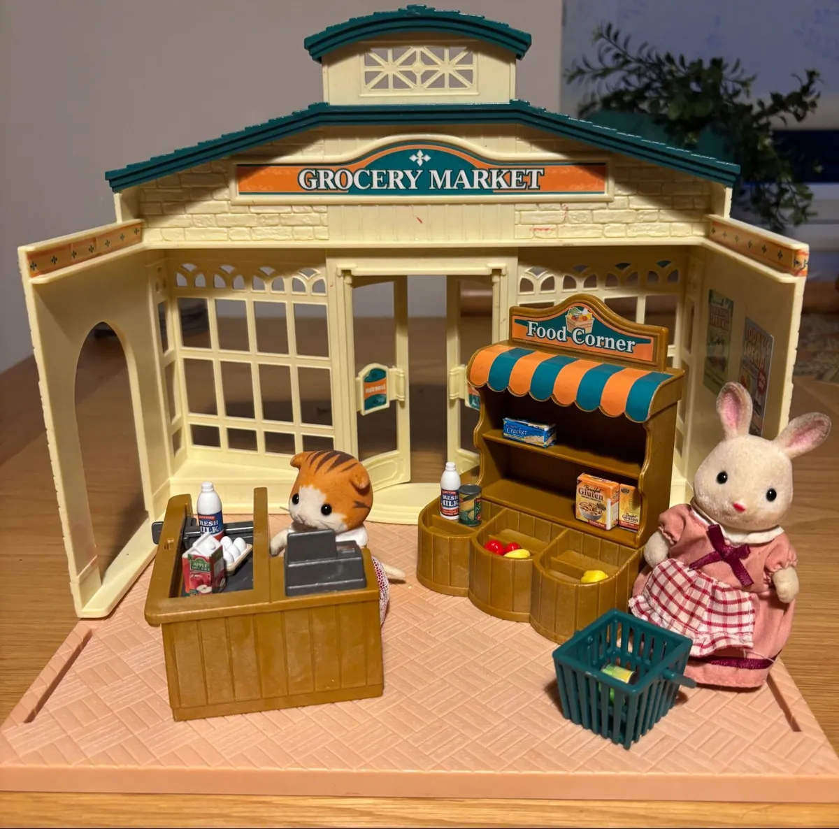 Sylvanian Family toy sets - Image 3