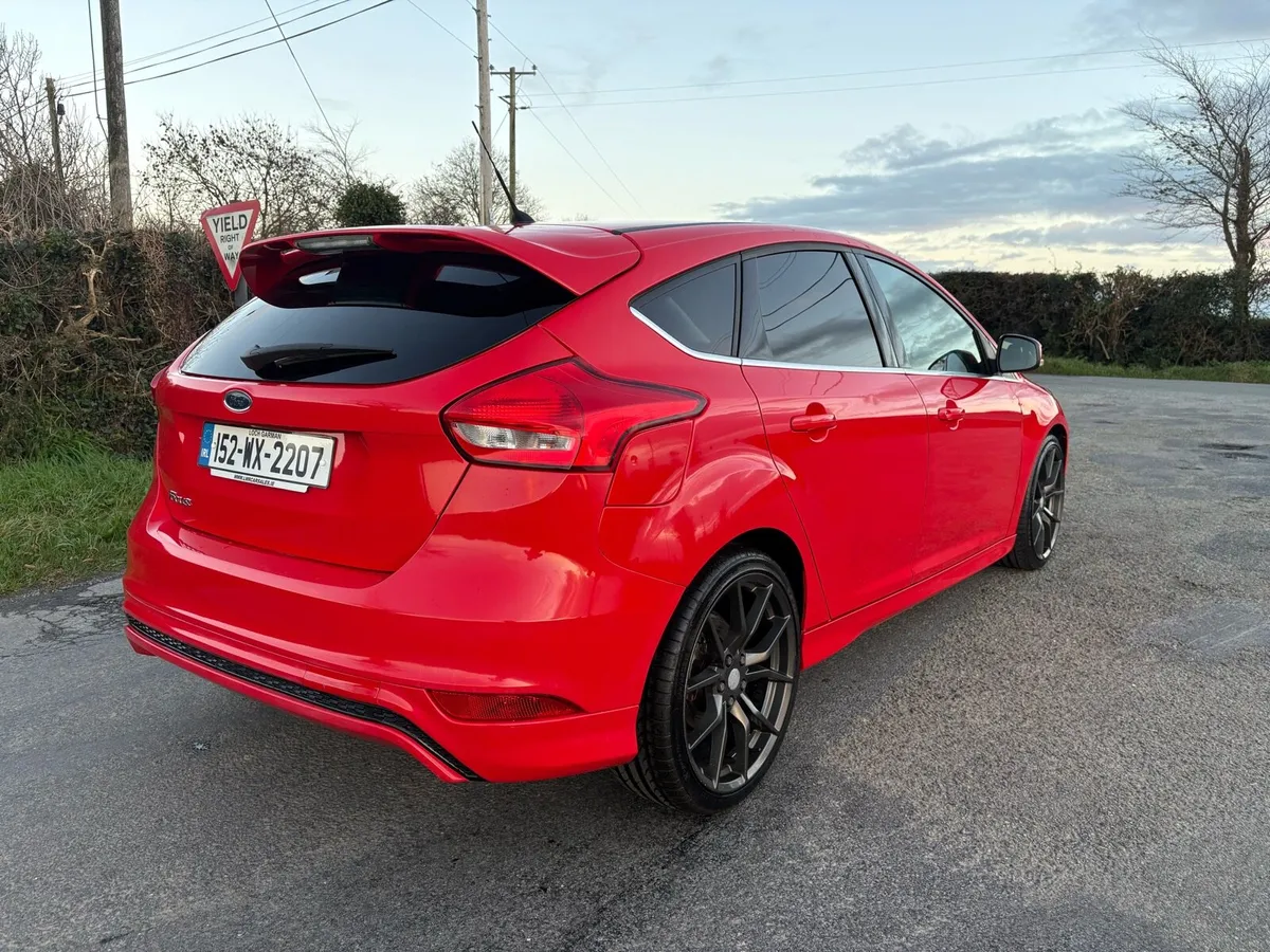 Ford Focus - Image 3