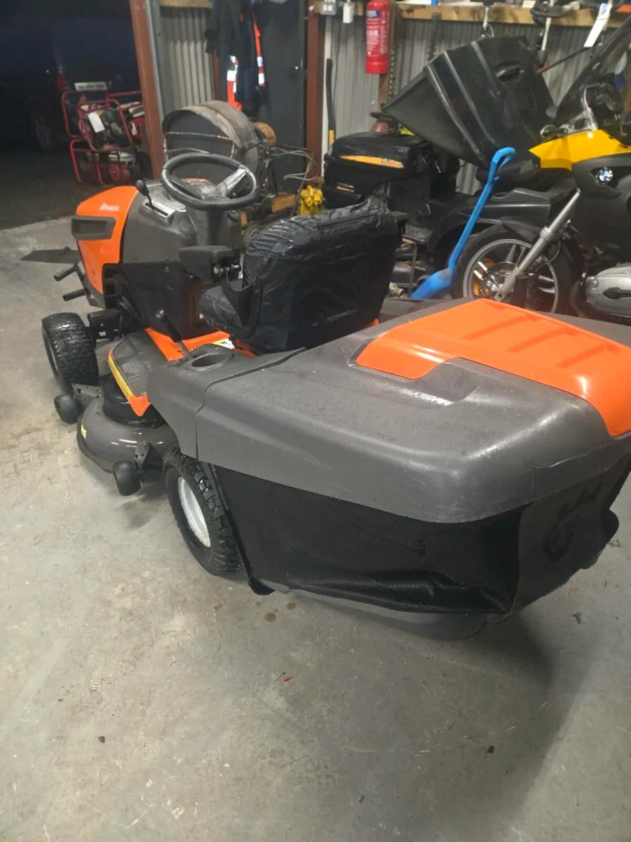 Ride on mowers - Image 4