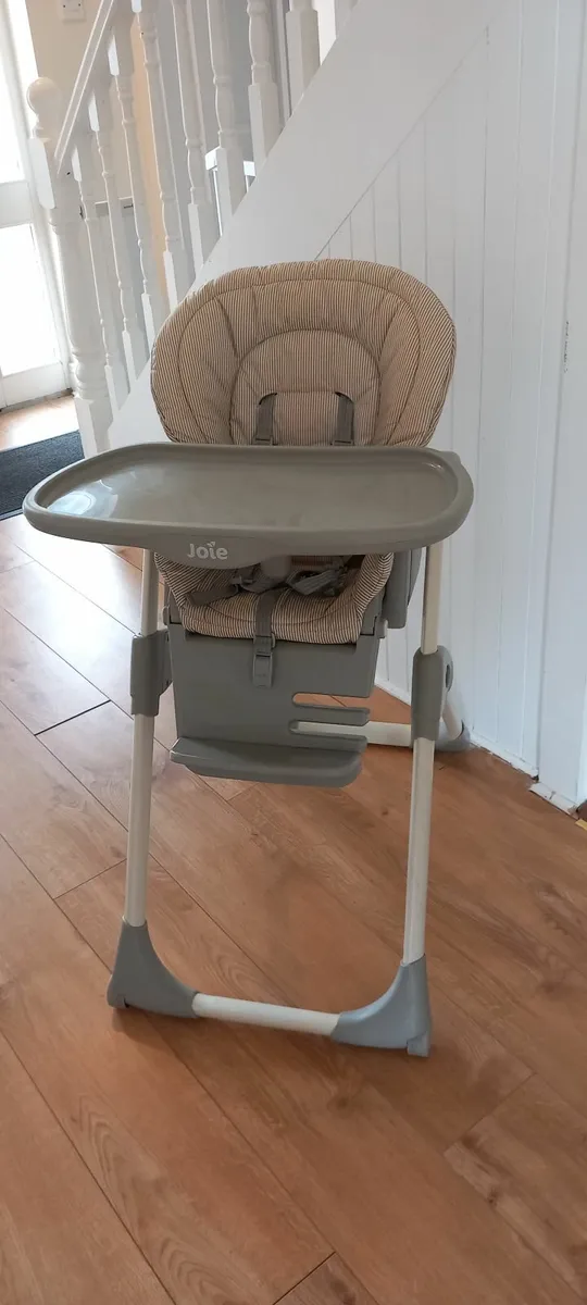 JOIE High chair - Image 1