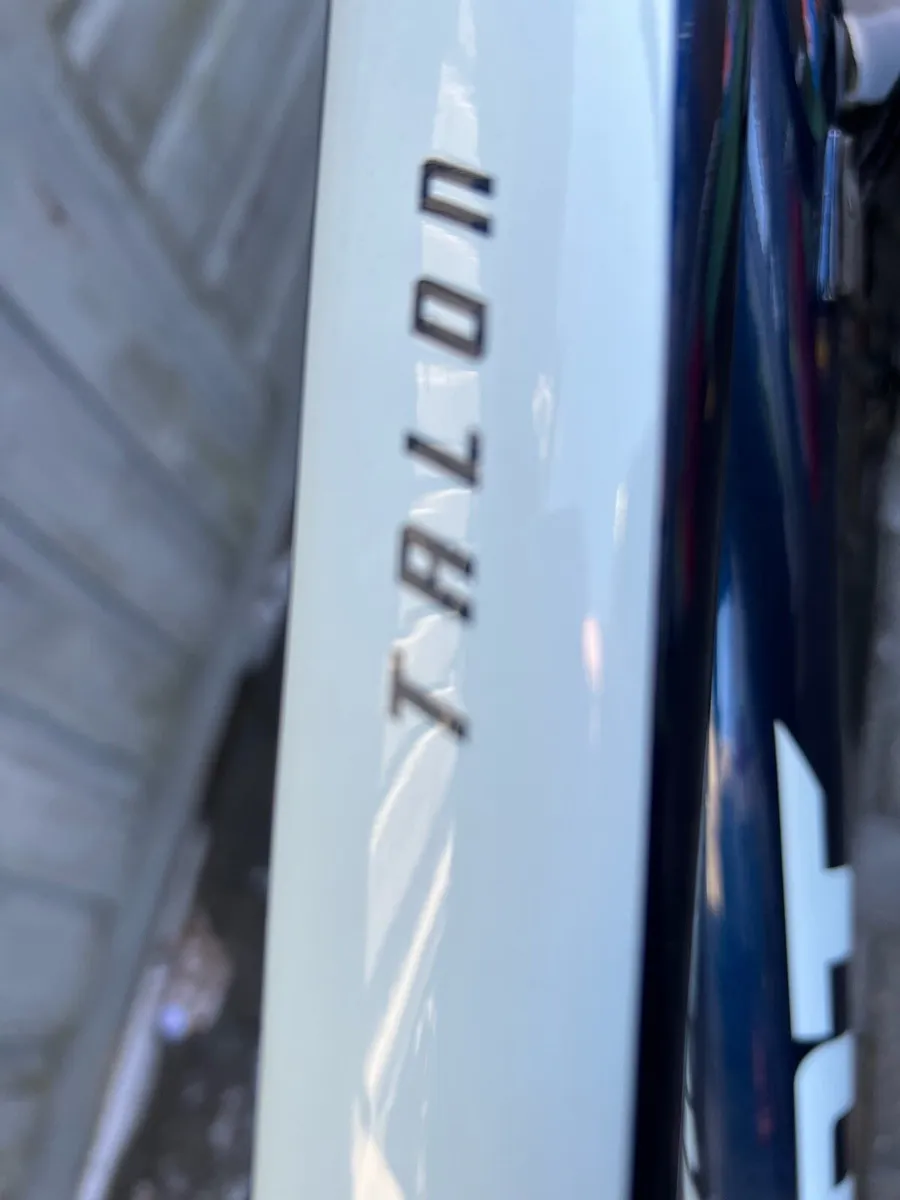 Giant Talon mountain bike - Image 2