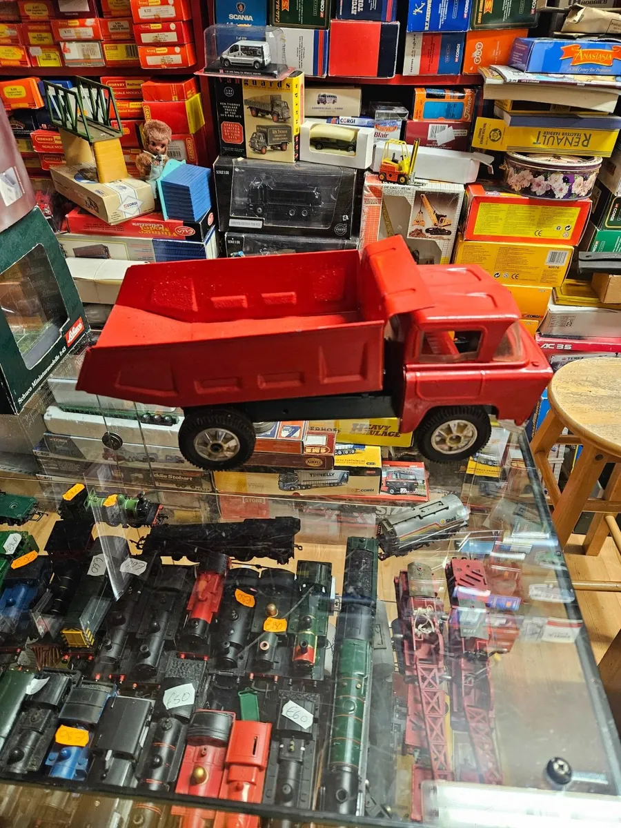 Vintage Triang Pressed Steel Truck - Image 3