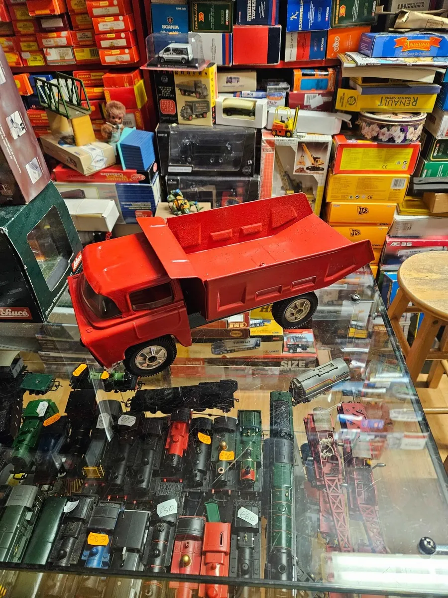 Vintage Triang Pressed Steel Truck - Image 4