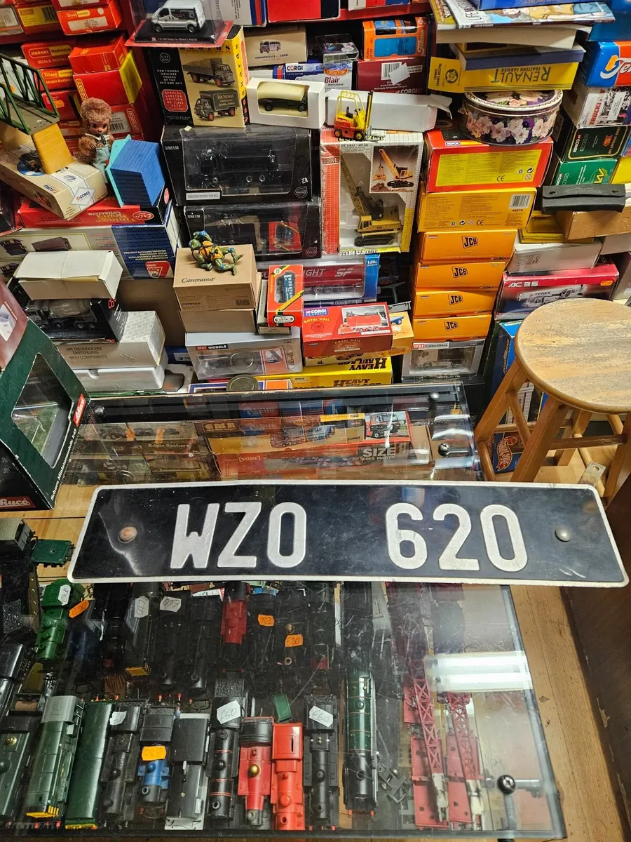 Vintage Number Plate - Image 1