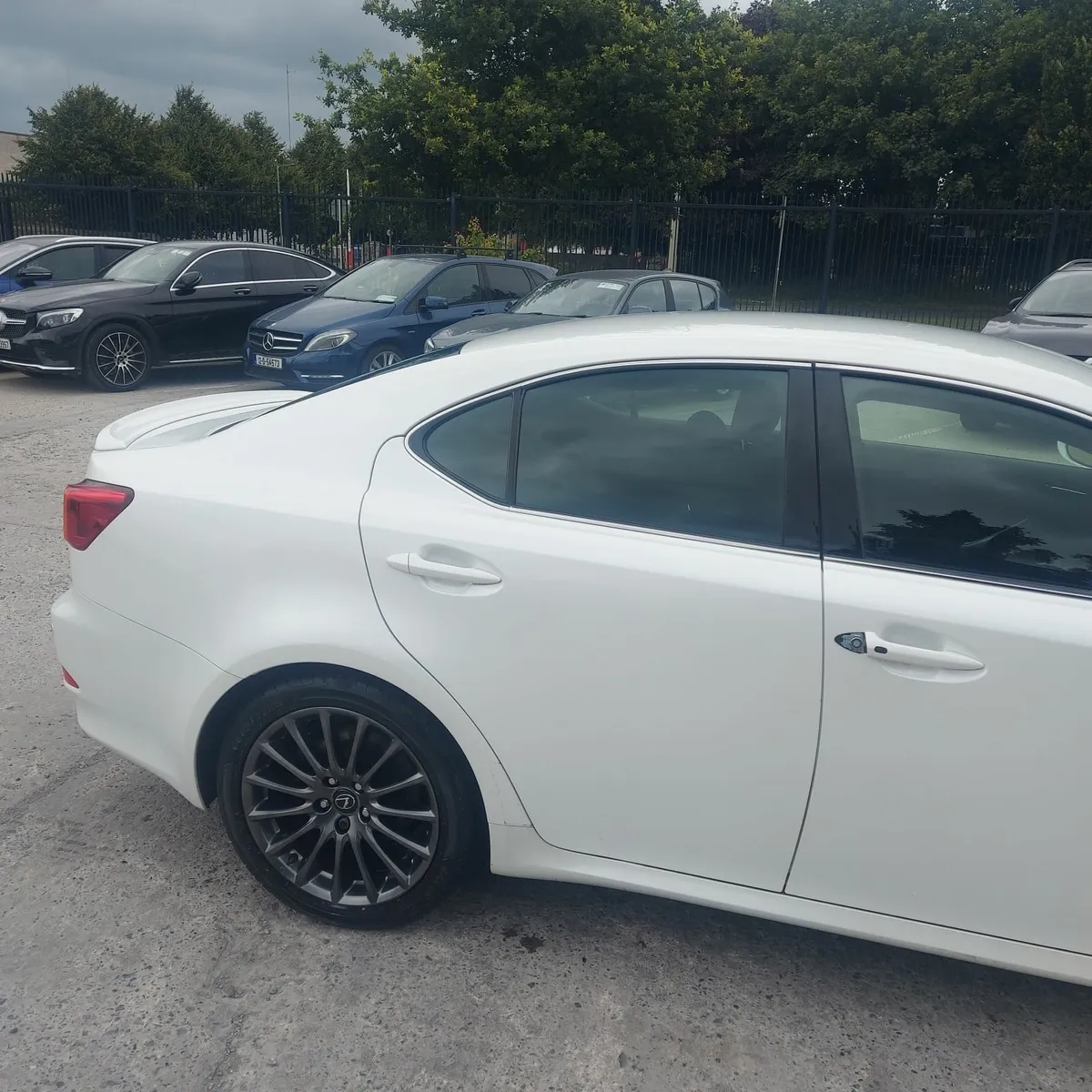 Lexus IS 2011 - Image 2