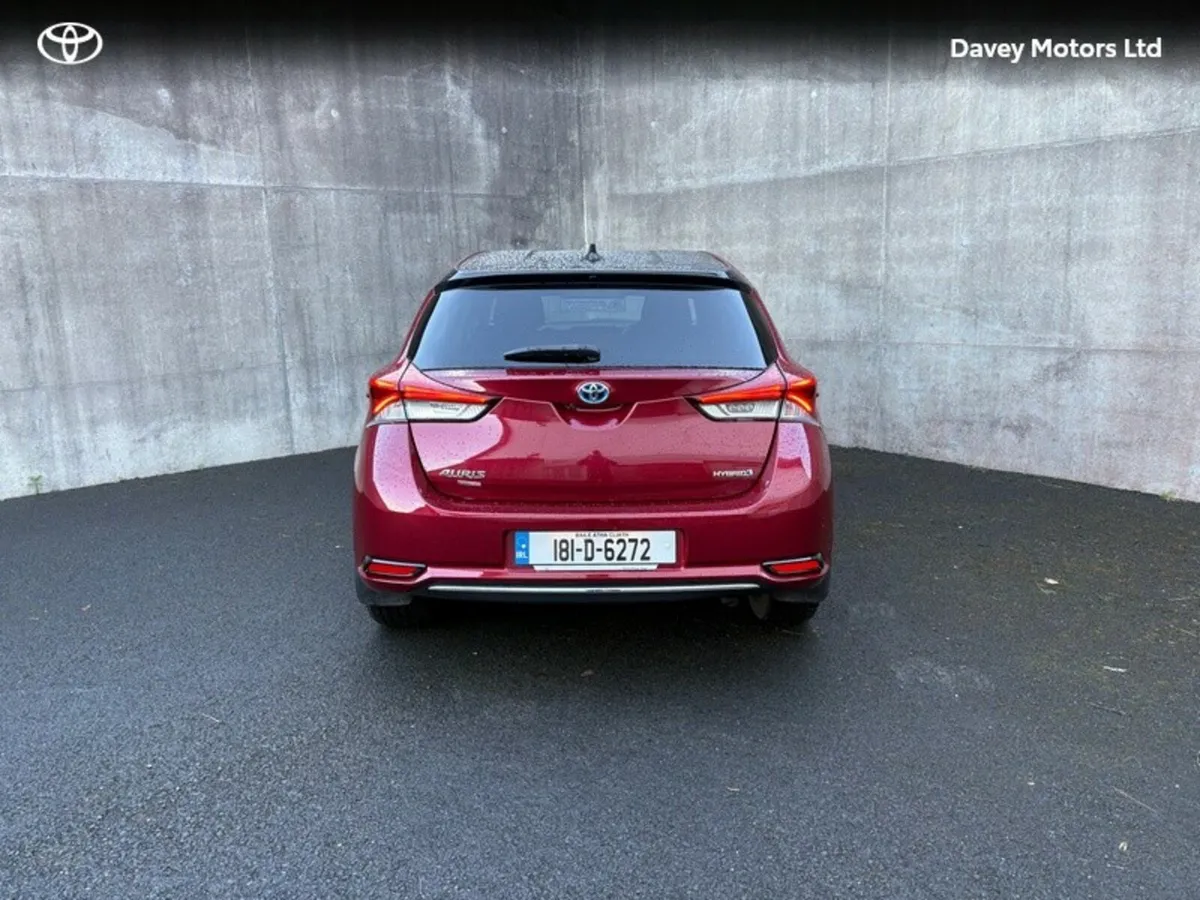 Toyota Auris AURIS HYBRID LUNA SPORT - Image 4