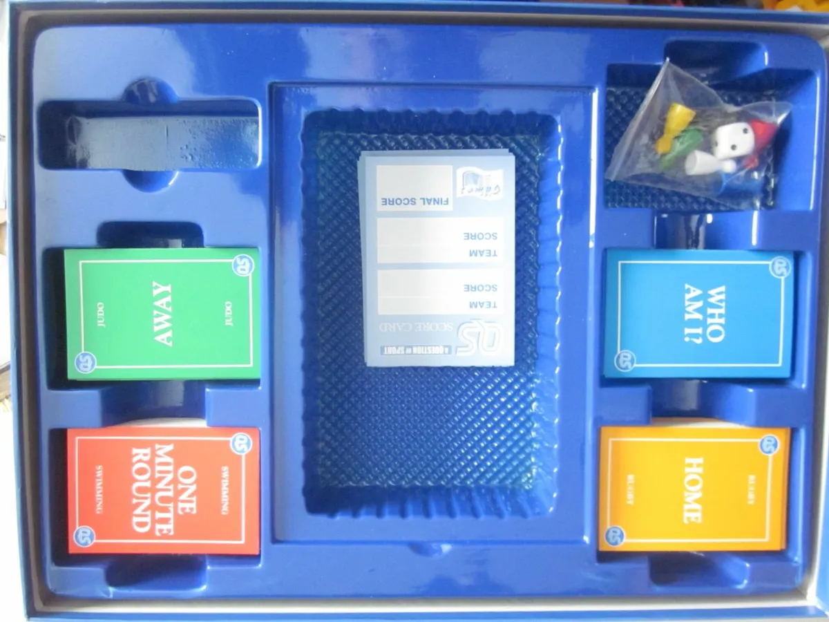 BBC A Question Of Sport Premier Board Game 1992 - Image 2