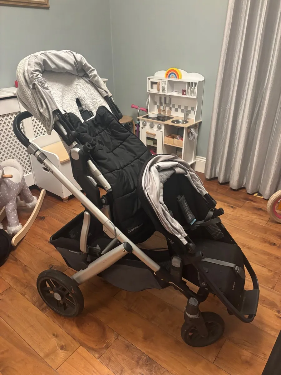 Vista double buggy for quick sale - Image 3
