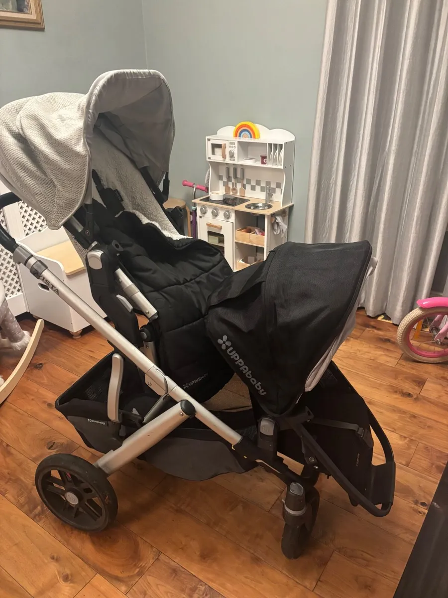 Vista double buggy for quick sale - Image 1