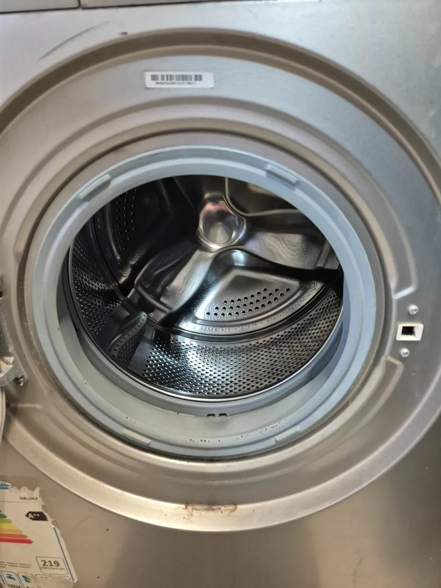 Washing machine - Image 2