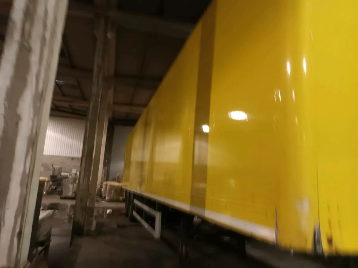 2007 MONTRACON BOX WITH TAIL LIFT NEW CVRT - Image 3