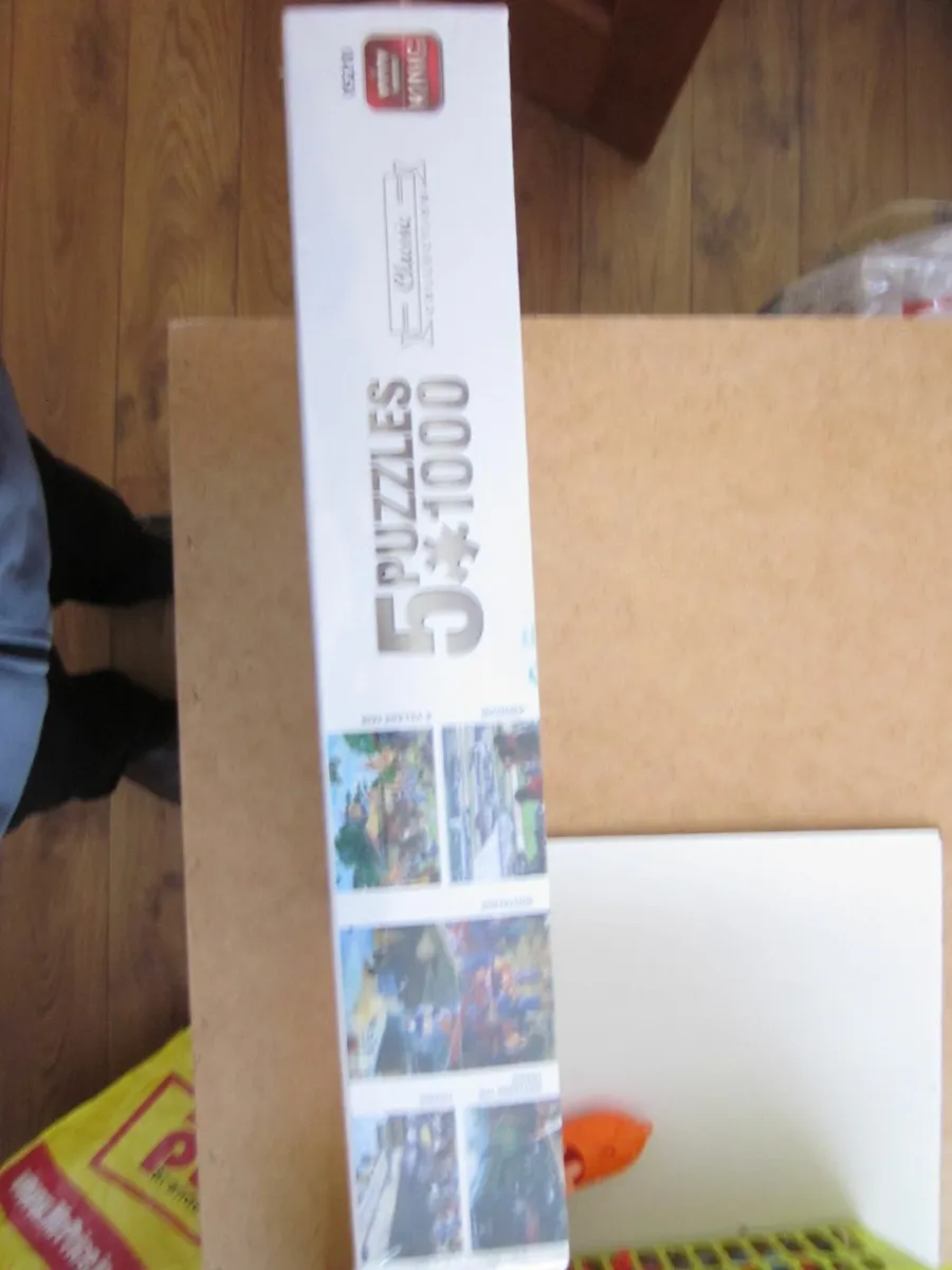 New King Classic Collection 5 Puzzles 1,000 - Image 4