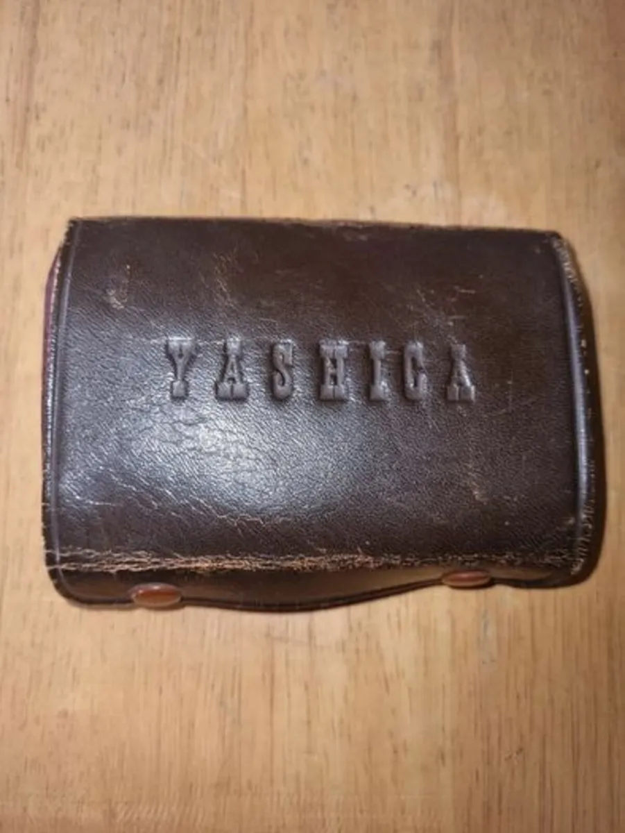 Yashica 635 TR Camera 35mm film adopter - Image 3