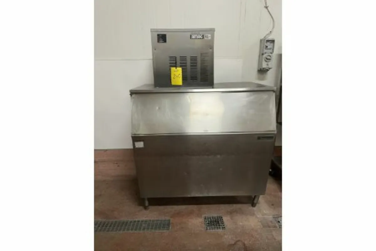Flake Ice Machine - Image 1