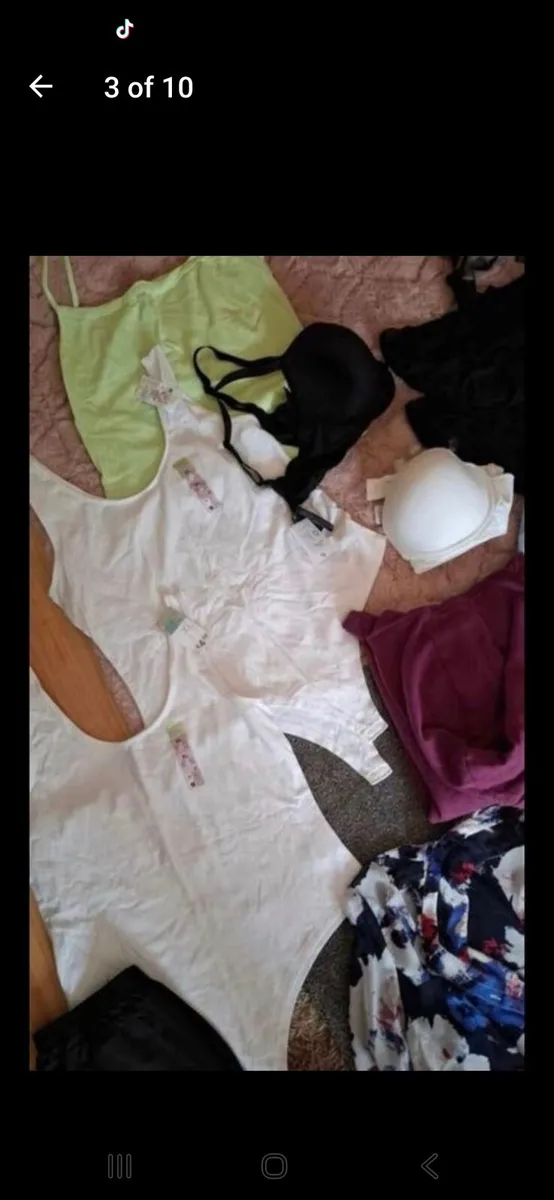 Ladies clothes bundle size 18 - Image 3