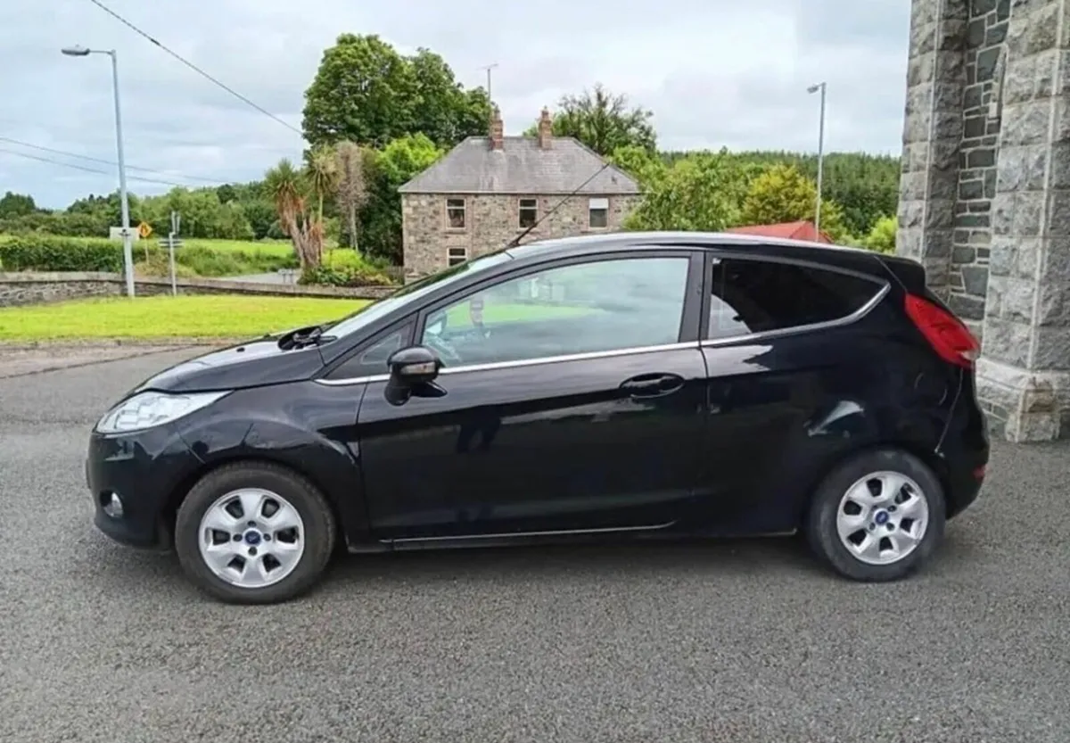 FORD FIESTA 2012 NCT AND TAX - Image 2