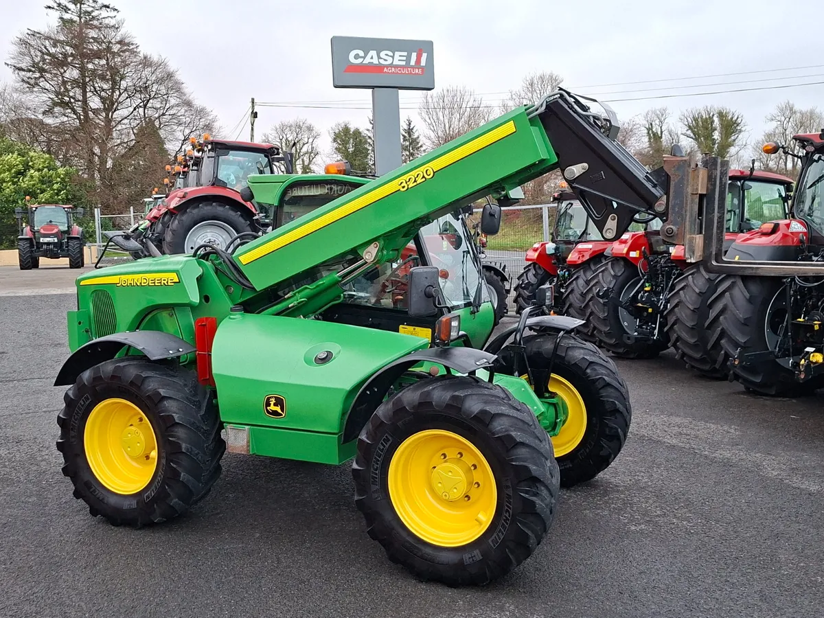 JOHN DEERE 3220 (5100 HOURS) - Image 1