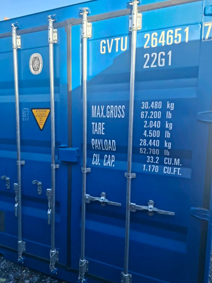 Containers and cabins - Image 2