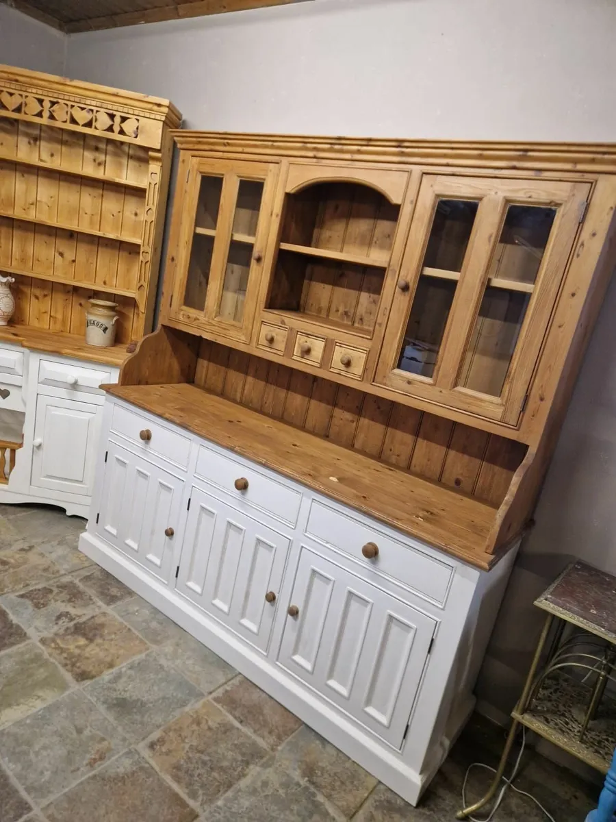 6ft vintage pine kitchen dresser - Image 2