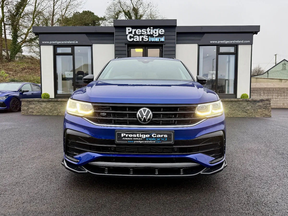 241 VOLKSWAGEN TIGUAN 2.0 TDI R LINE AUTO,PAN ROOF - Image 2