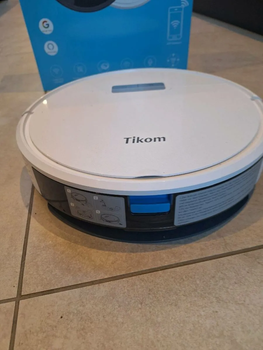 Robot hoover / vacuum including mop - Image 2