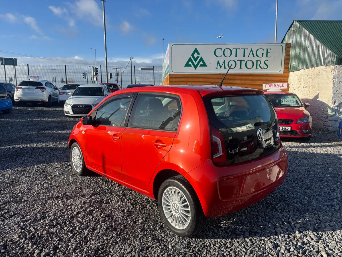 Volkswagen Up! - Image 3