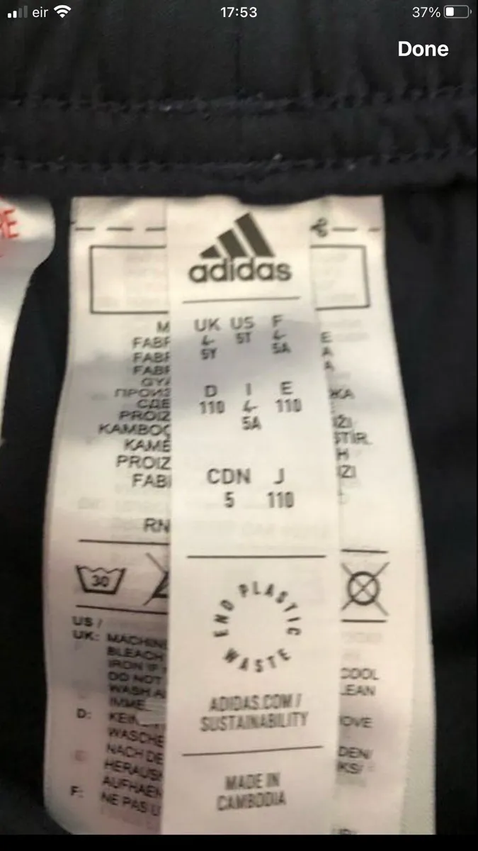 Boys Manchester United suit age 4/5 €10 - Image 4