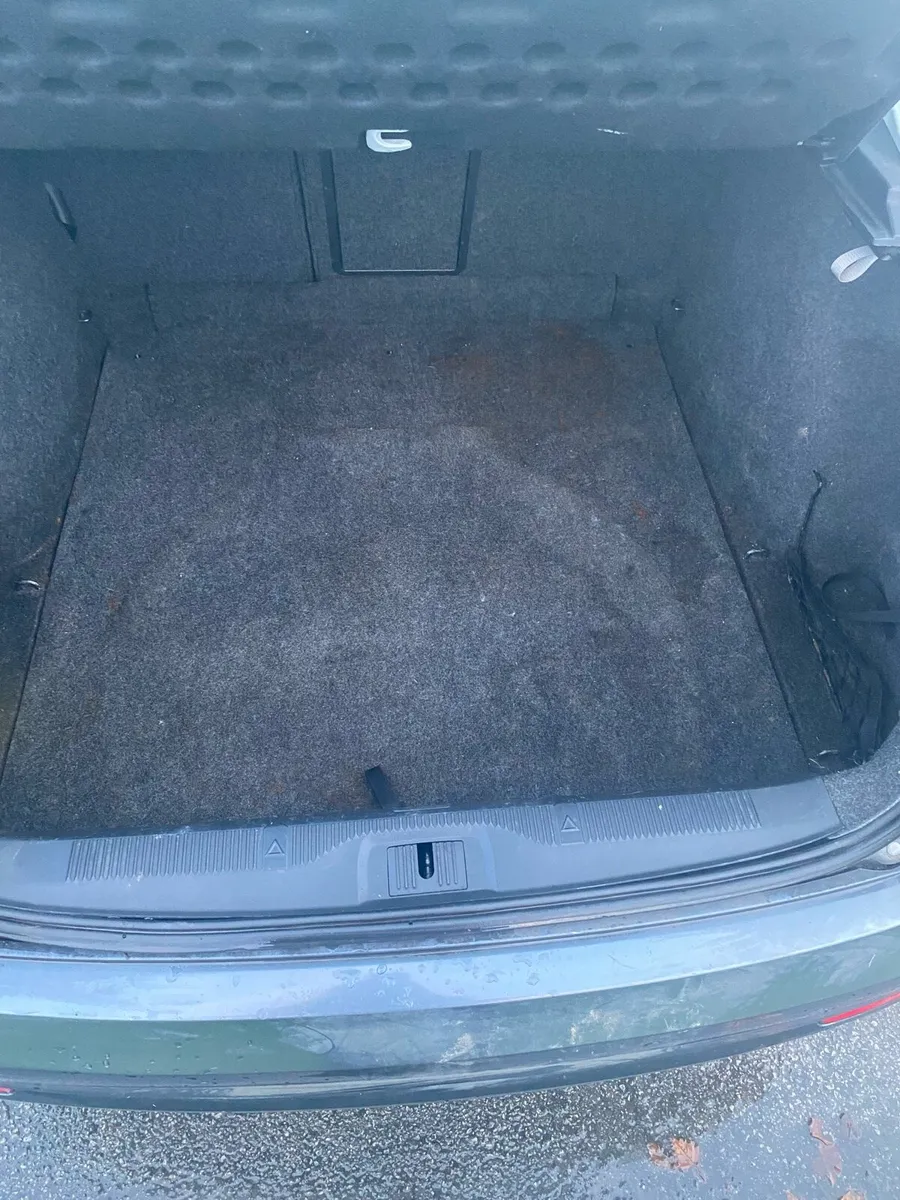 Skoda Octavia 2010 1.6 - Image 3