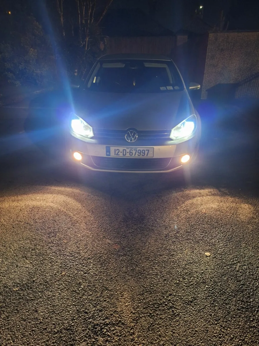 Volkswagen Golf 2012 1.4TSI 140hp 64850km - Image 2