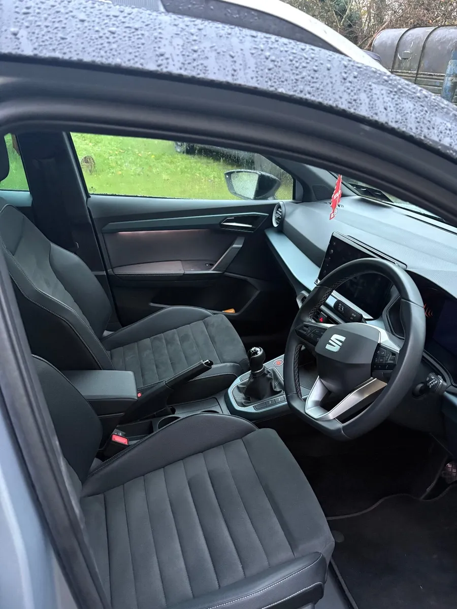 SEAT Arona XPERIENCE Low KM / High Spec - Image 3