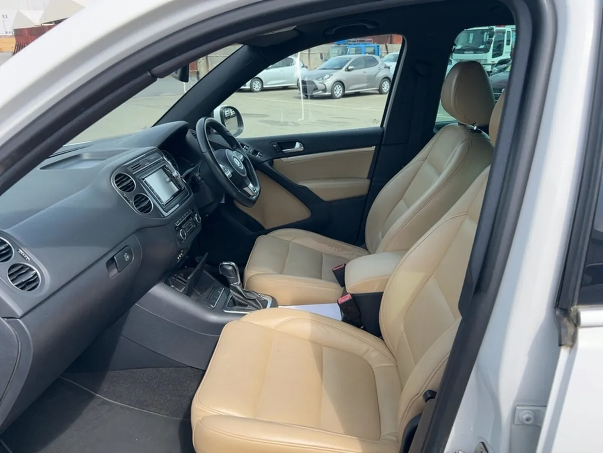 Volkswagen Tiguan R-LINE 1.4 PETROL AUTOMATIC 5DR - Image 3