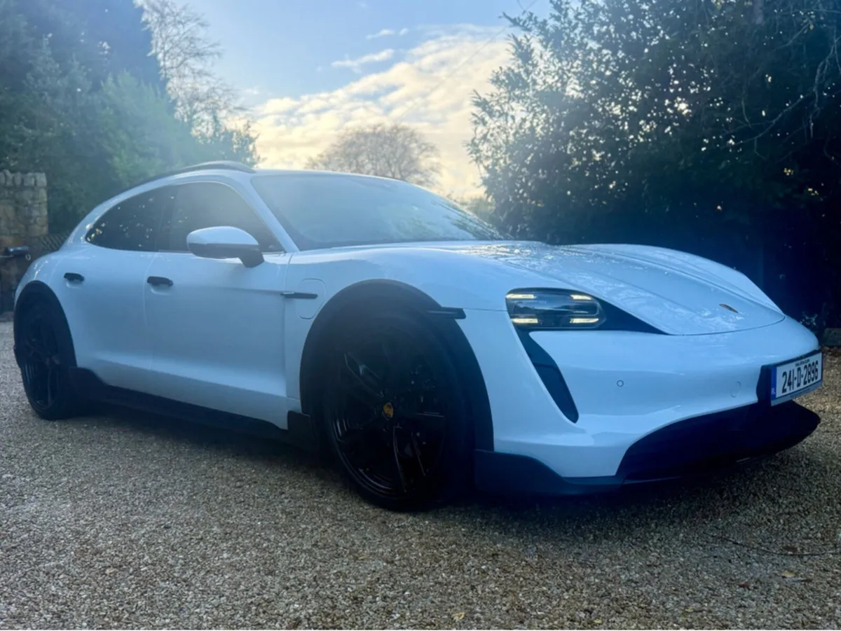 Porsche Taycan 4S CROSS TURISMO *562 bhp…Performan - Image 2