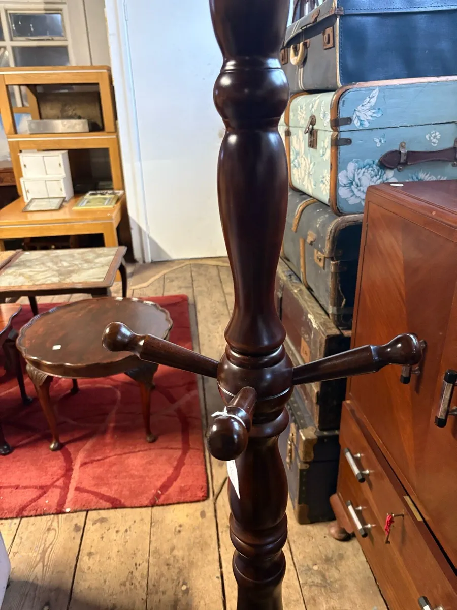 Antique walnut turned coat stand - Image 2